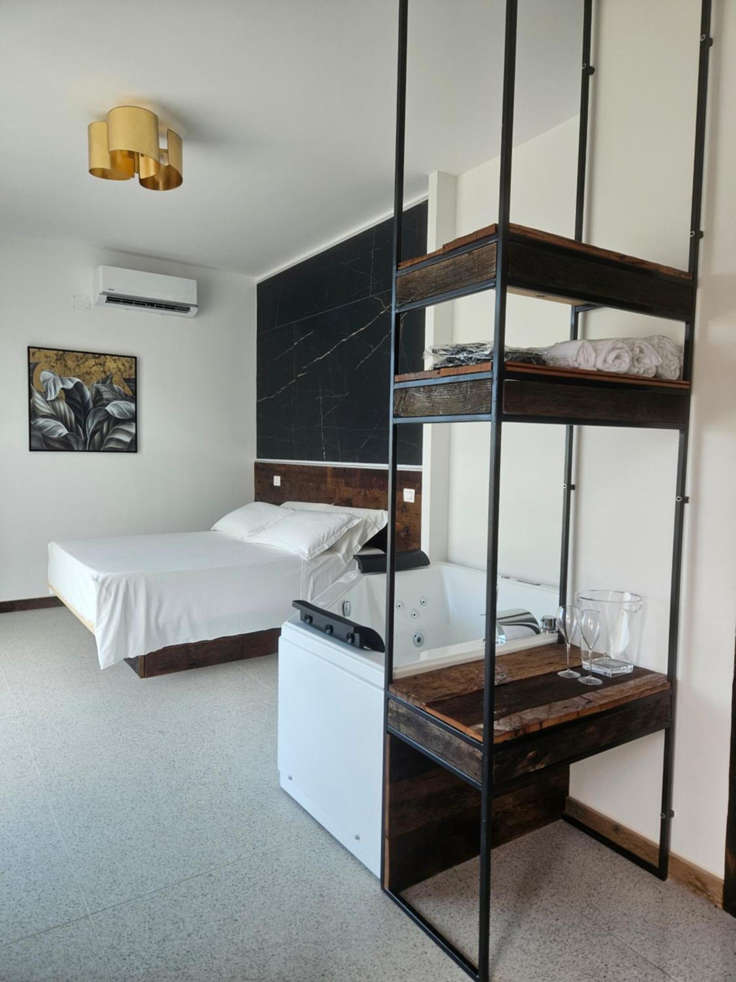 Dada Suites And Sea San Salvo Exterior foto